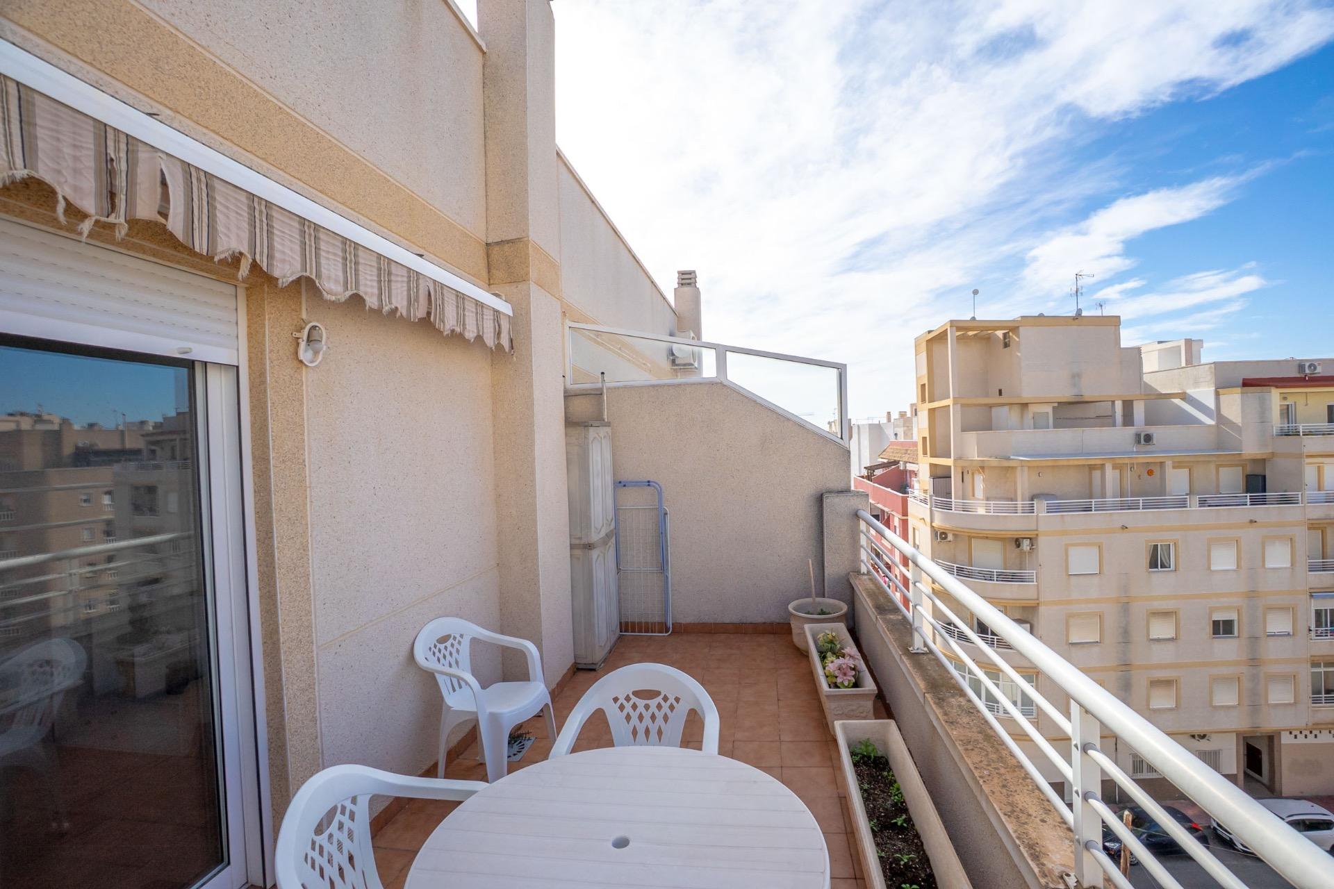 Bathroom in penthouse for sale in Torrevieja