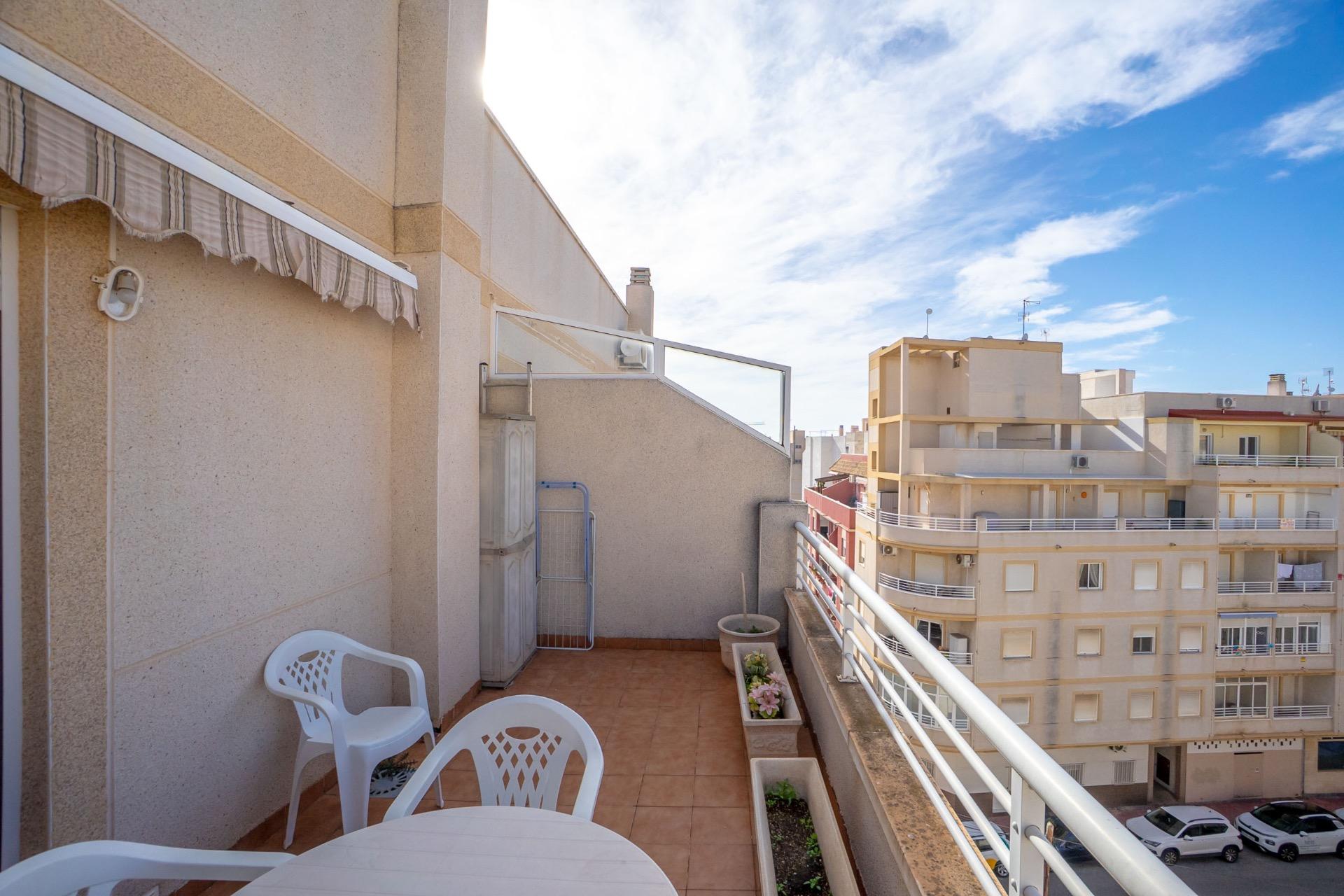 Dining area in penthouse for sale in Torrevieja