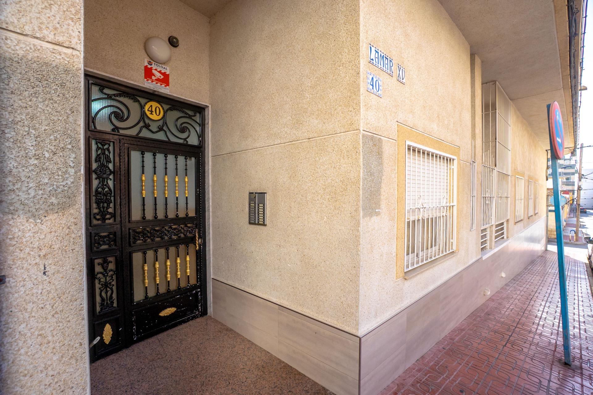 Bedroom in penthouse for sale in Torrevieja
