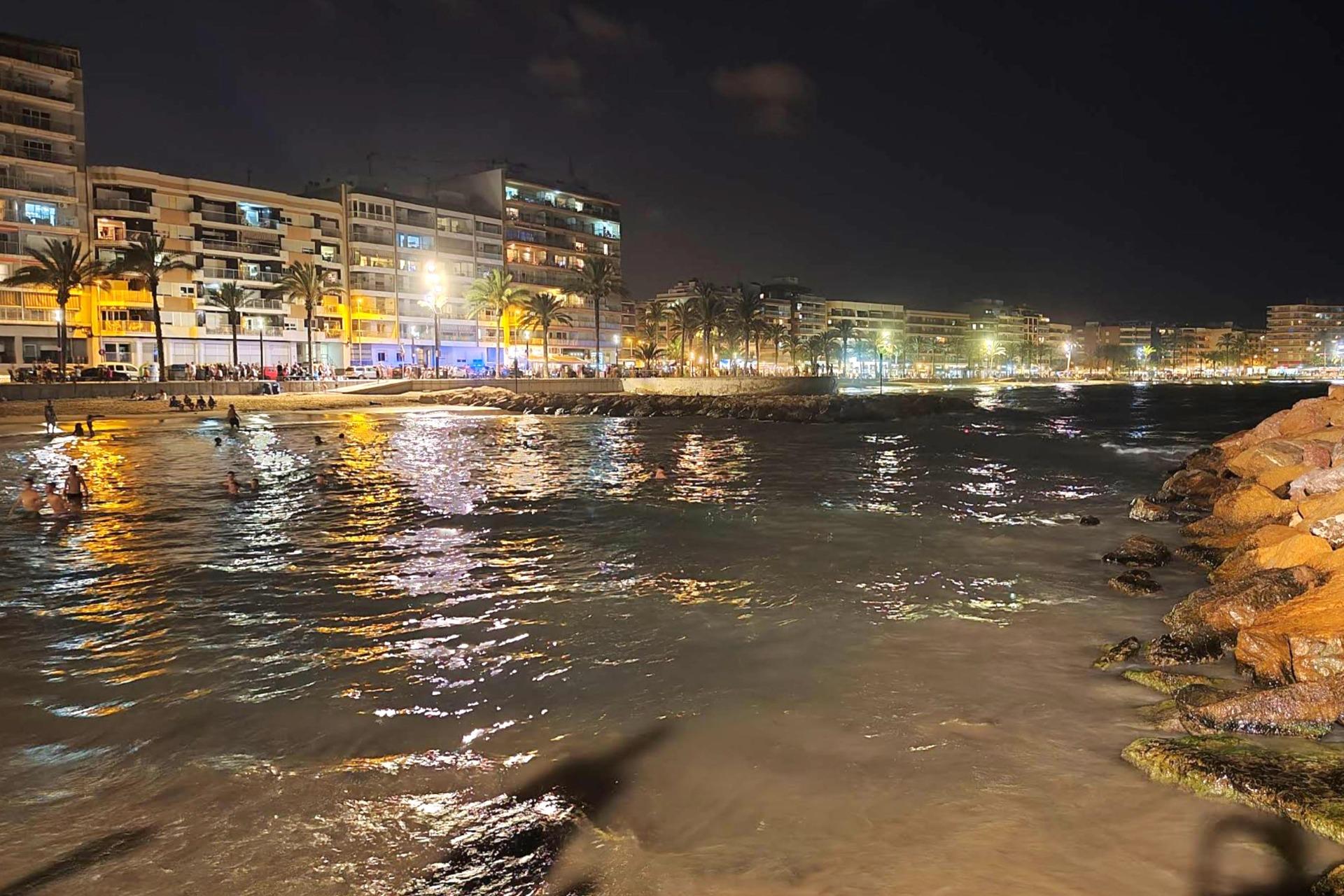 Terrace in penthouse for sale in Torrevieja