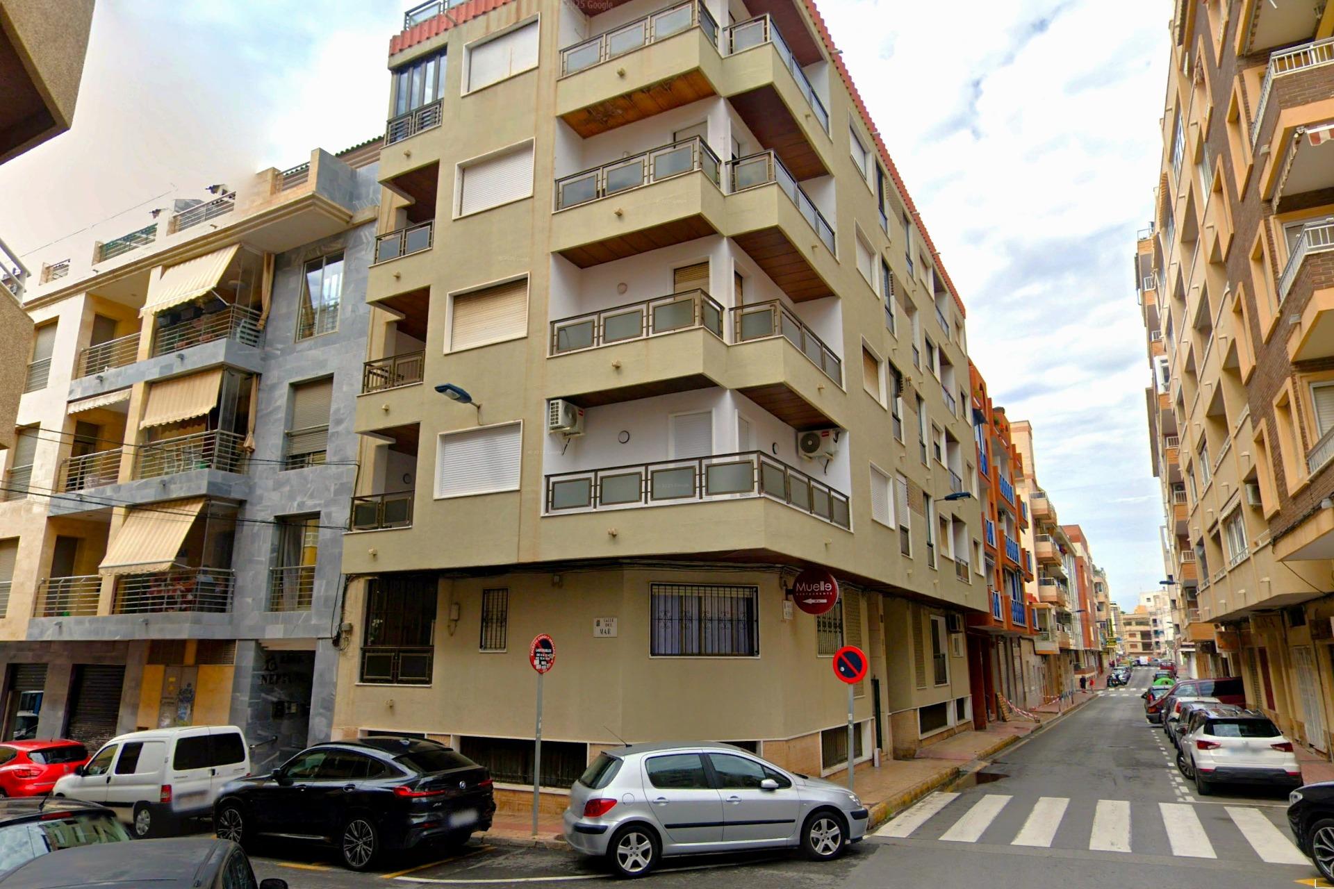 Pool area in apartment for sale in Torrevieja