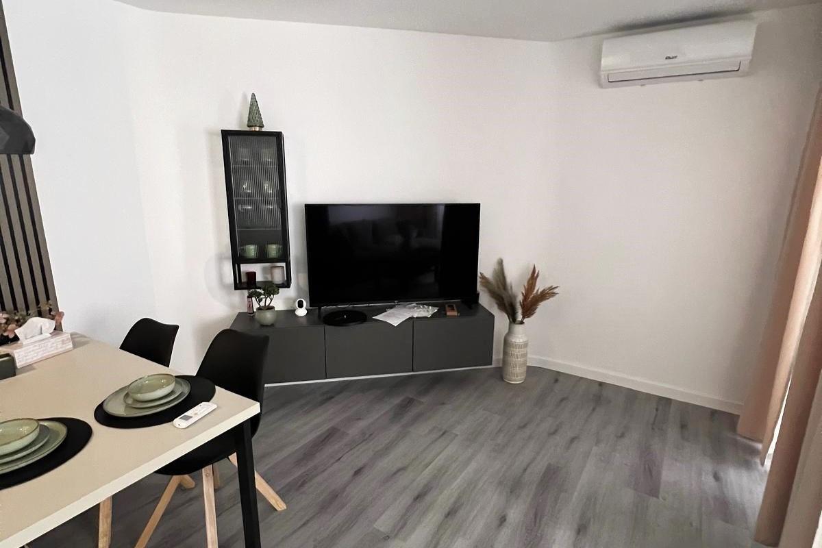 Terrace in apartment for sale in Torrevieja