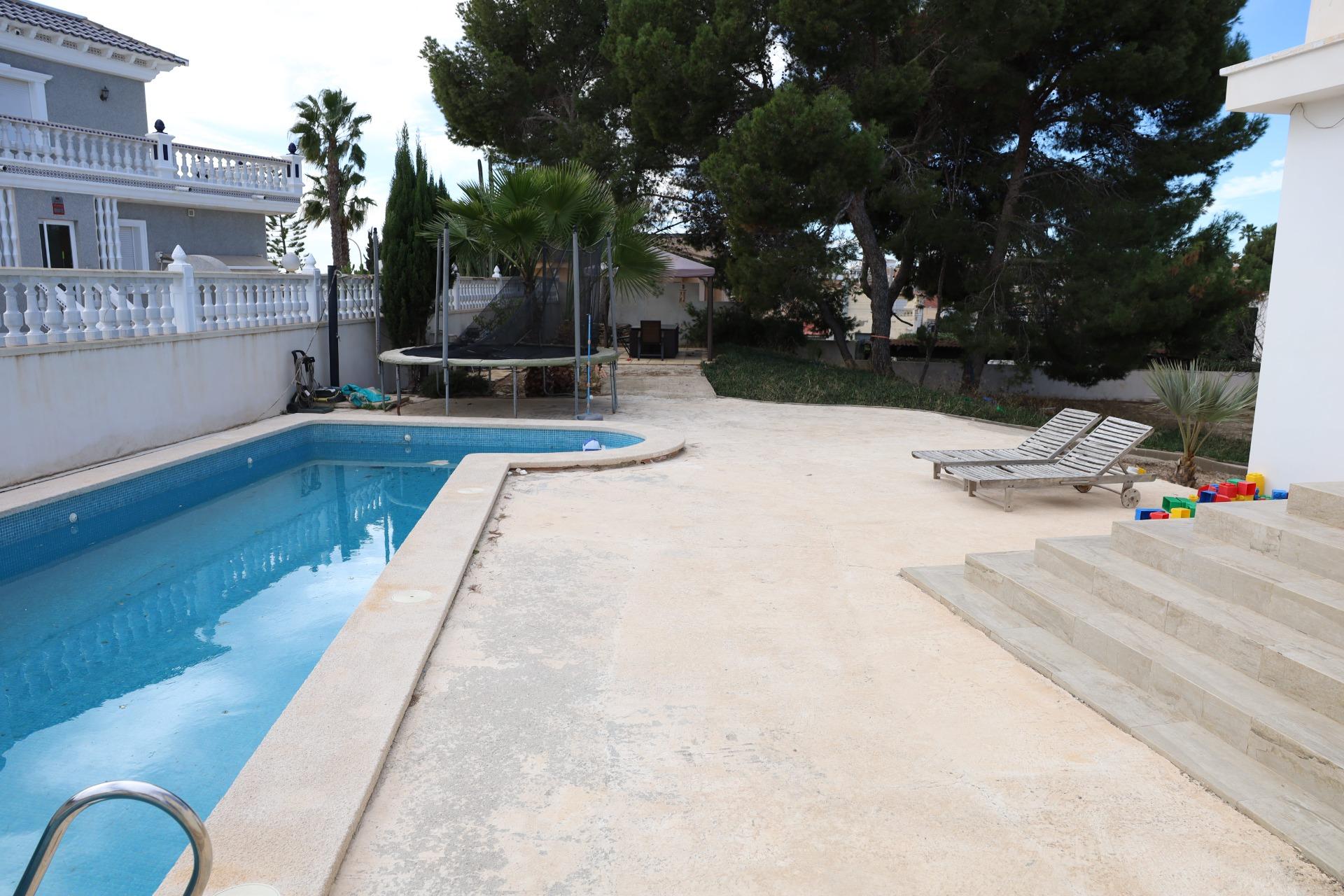 Exterior view in villa for sale in Ciudad Quesada