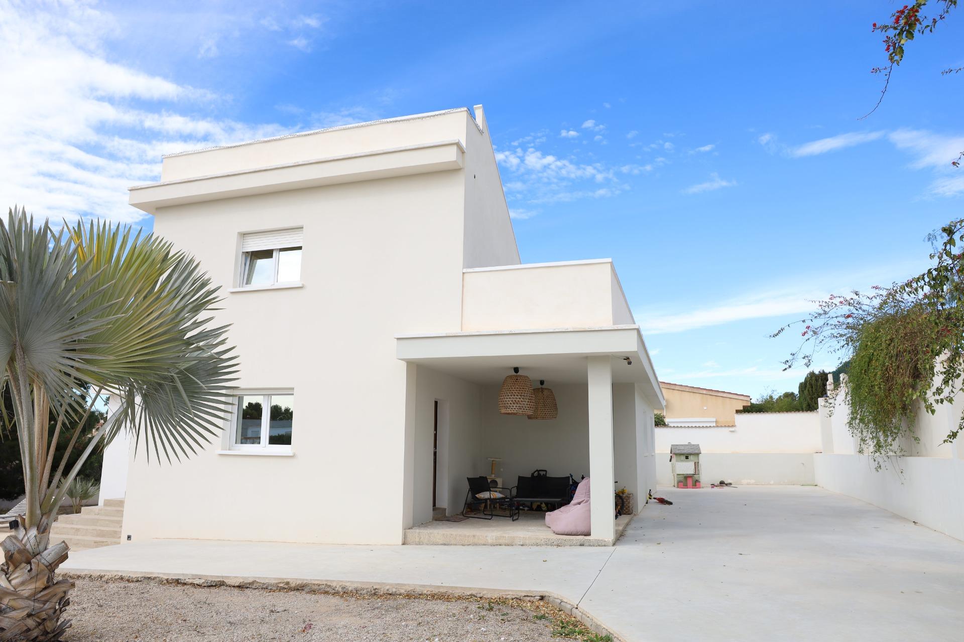 Terrace in villa for sale in Ciudad Quesada