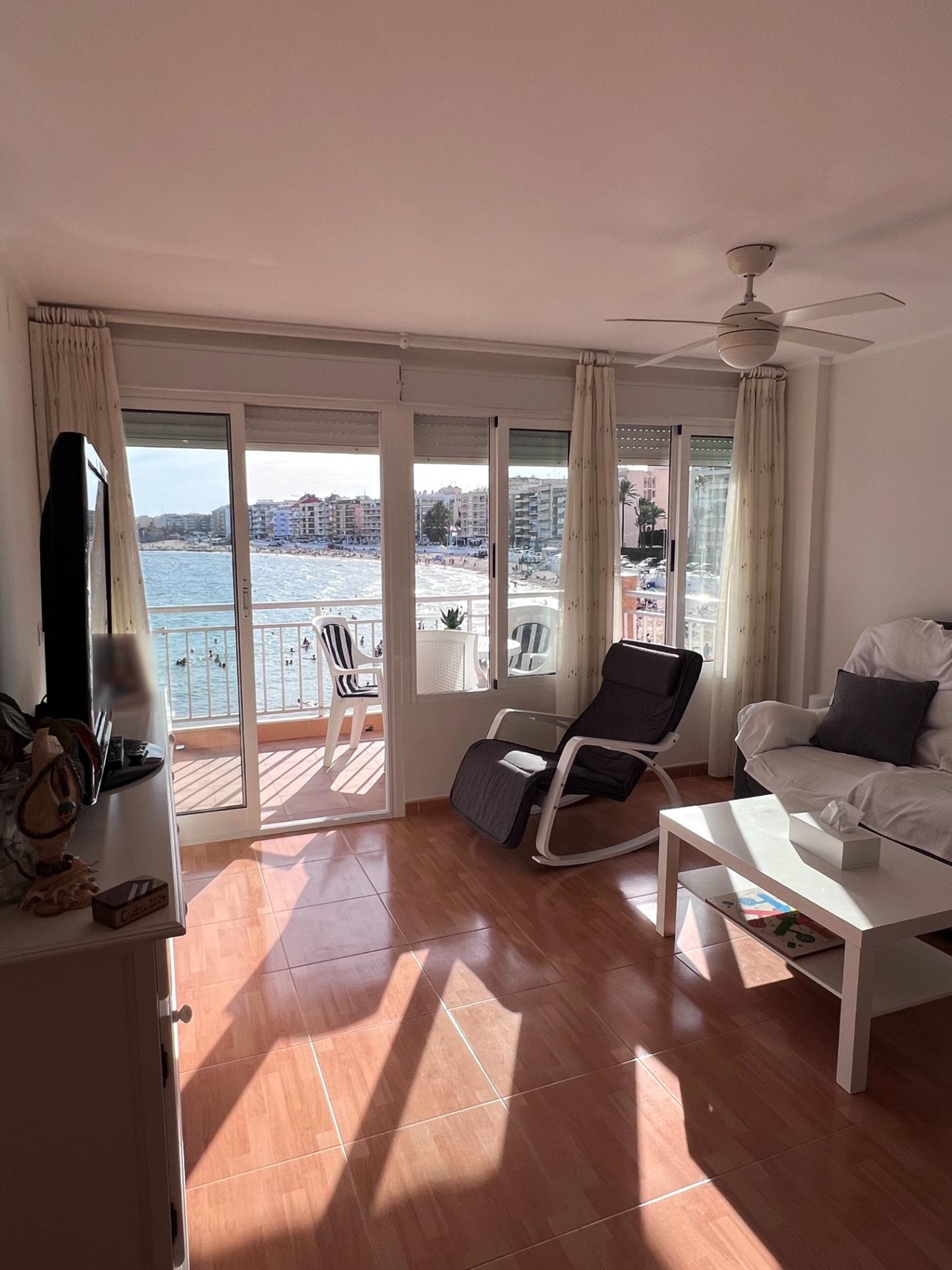 Living room in apartment for sale in Torrevieja