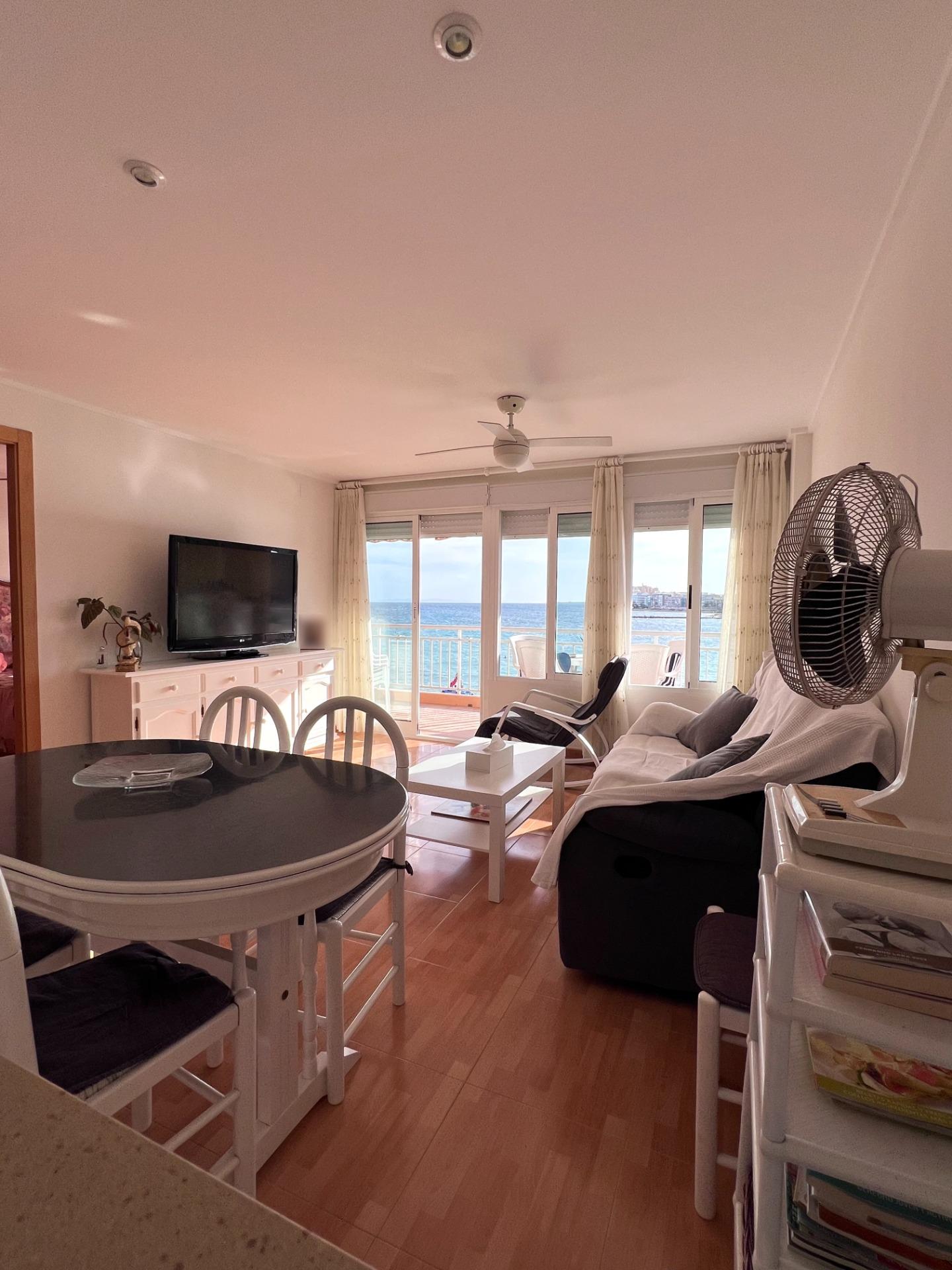 Master bedroom in apartment for sale in Torrevieja