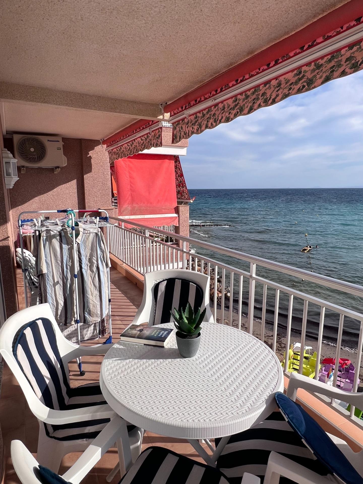 Terrace in apartment for sale in Torrevieja