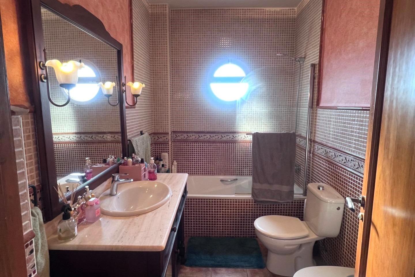 Master bedroom in villa for sale in Orihuela
