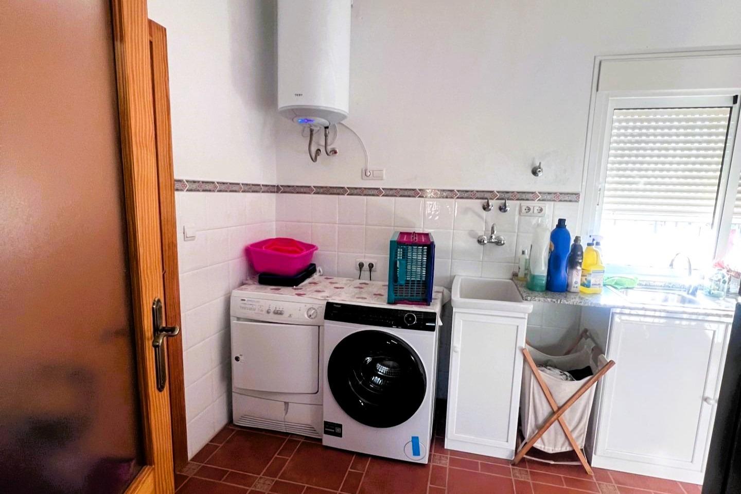 Dining area in villa for sale in Orihuela