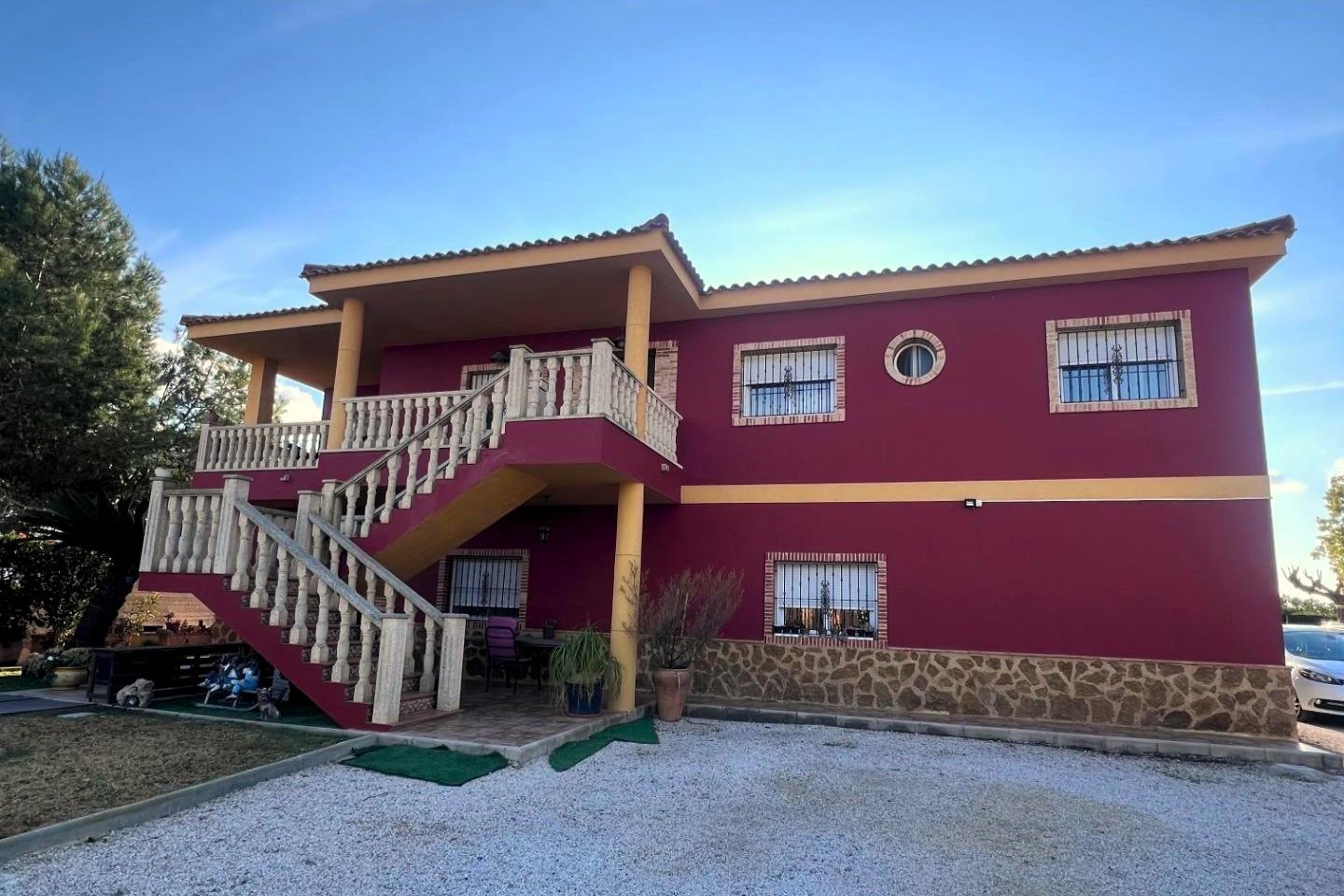 Bathroom in villa for sale in Orihuela