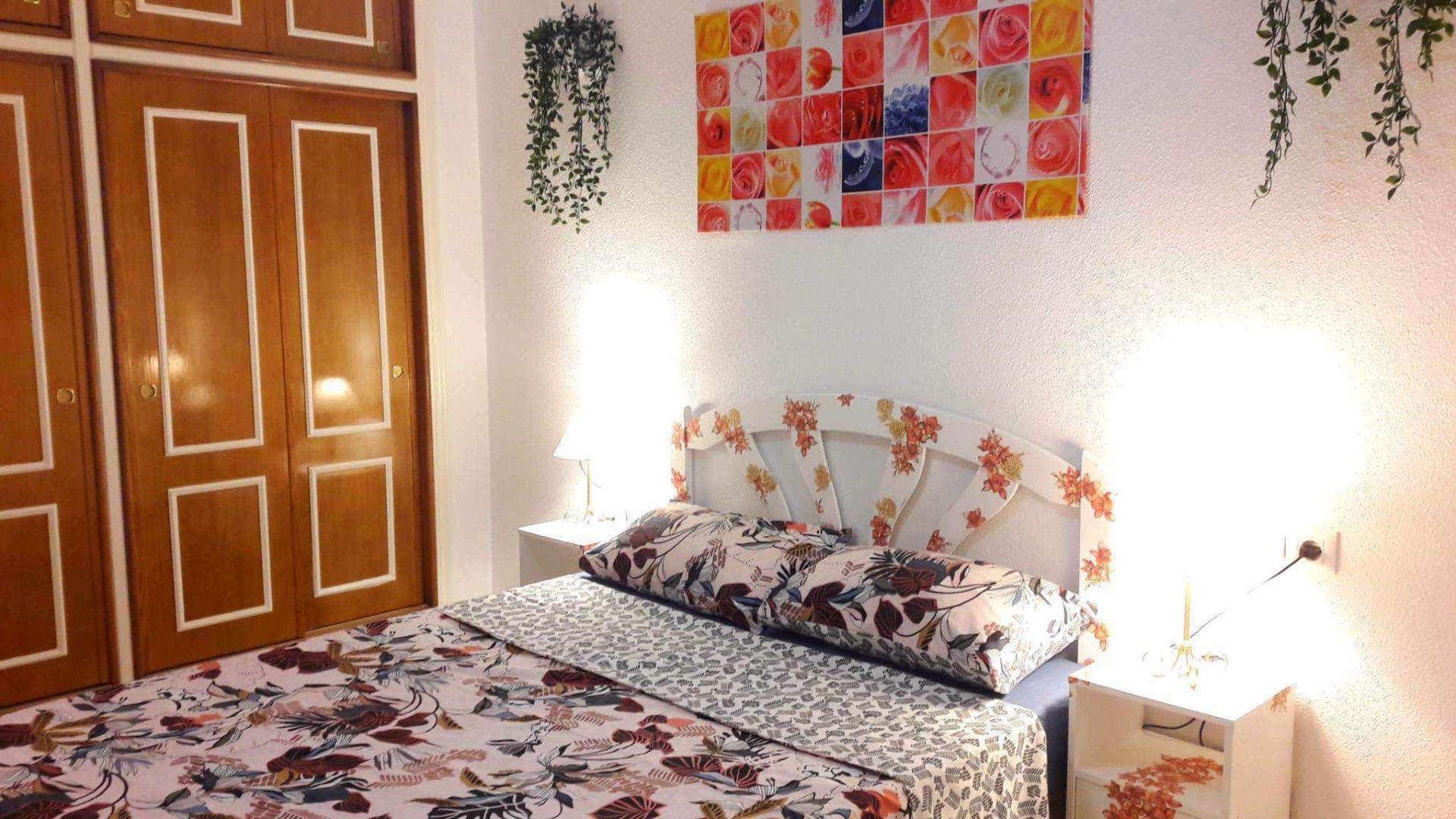 For sale: a cozy two-room apartment of 60 m² near Parque de las Naciones
