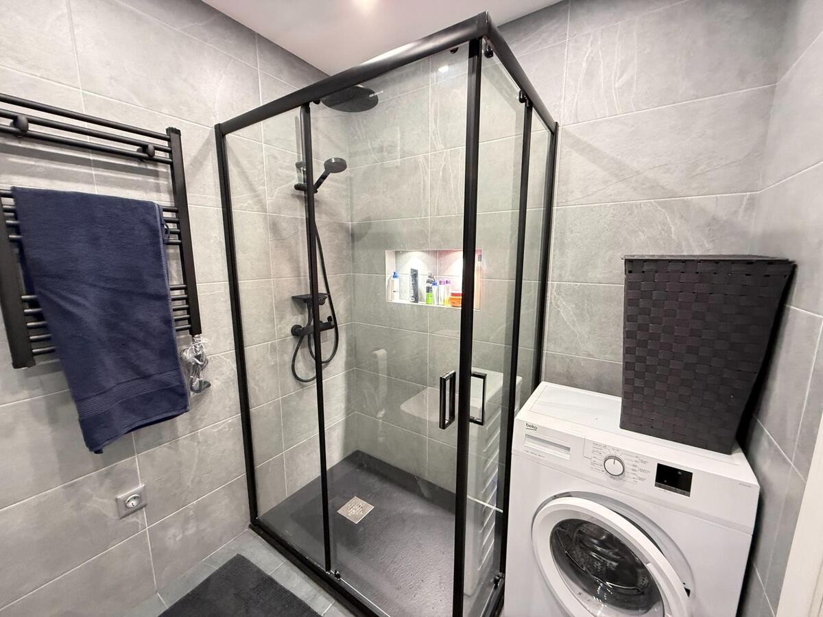 Bathroom in apartment for sale in Torrevieja