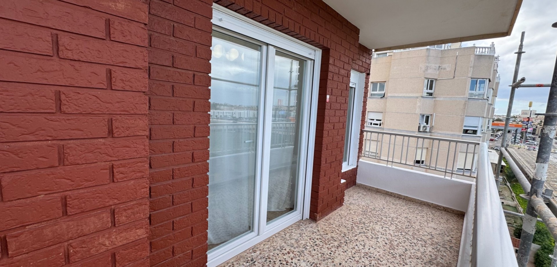 Garden in apartment for sale in Orihuela Costa