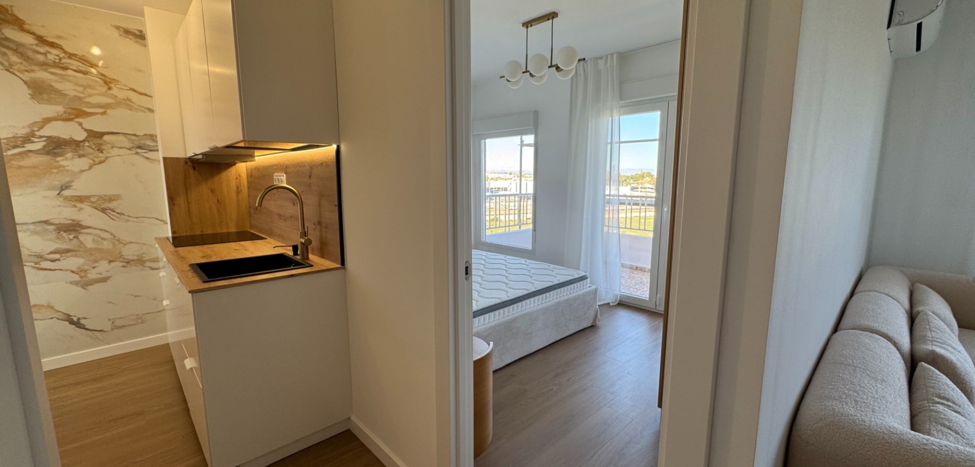 Bedroom in apartment for sale in Orihuela Costa