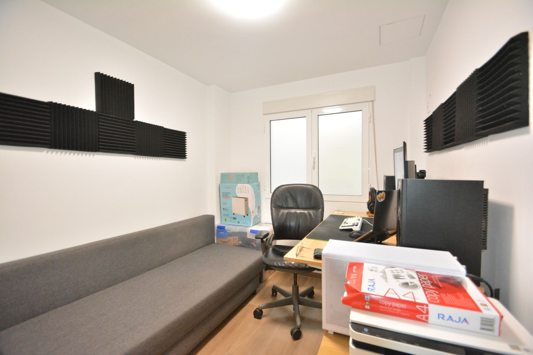 Master bedroom in apartment for sale in Guardamar del Segura