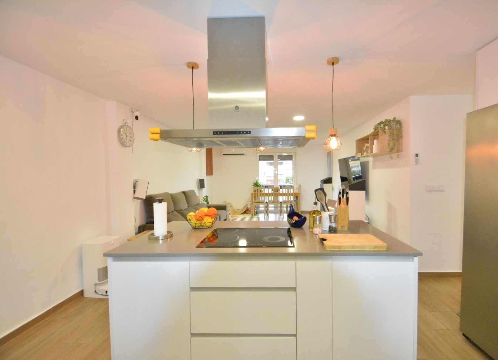 Dining area in apartment for sale in Guardamar del Segura