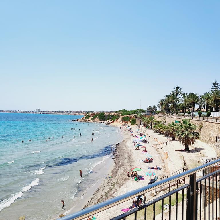 Terrace in apartment for sale in Torrevieja