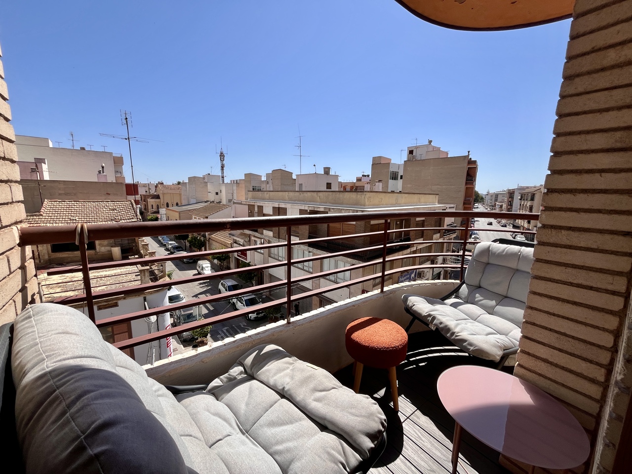 Master bedroom in apartment for sale in Almoradi