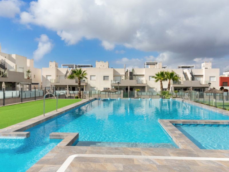 Pool area in apartment for sale in Torrevieja