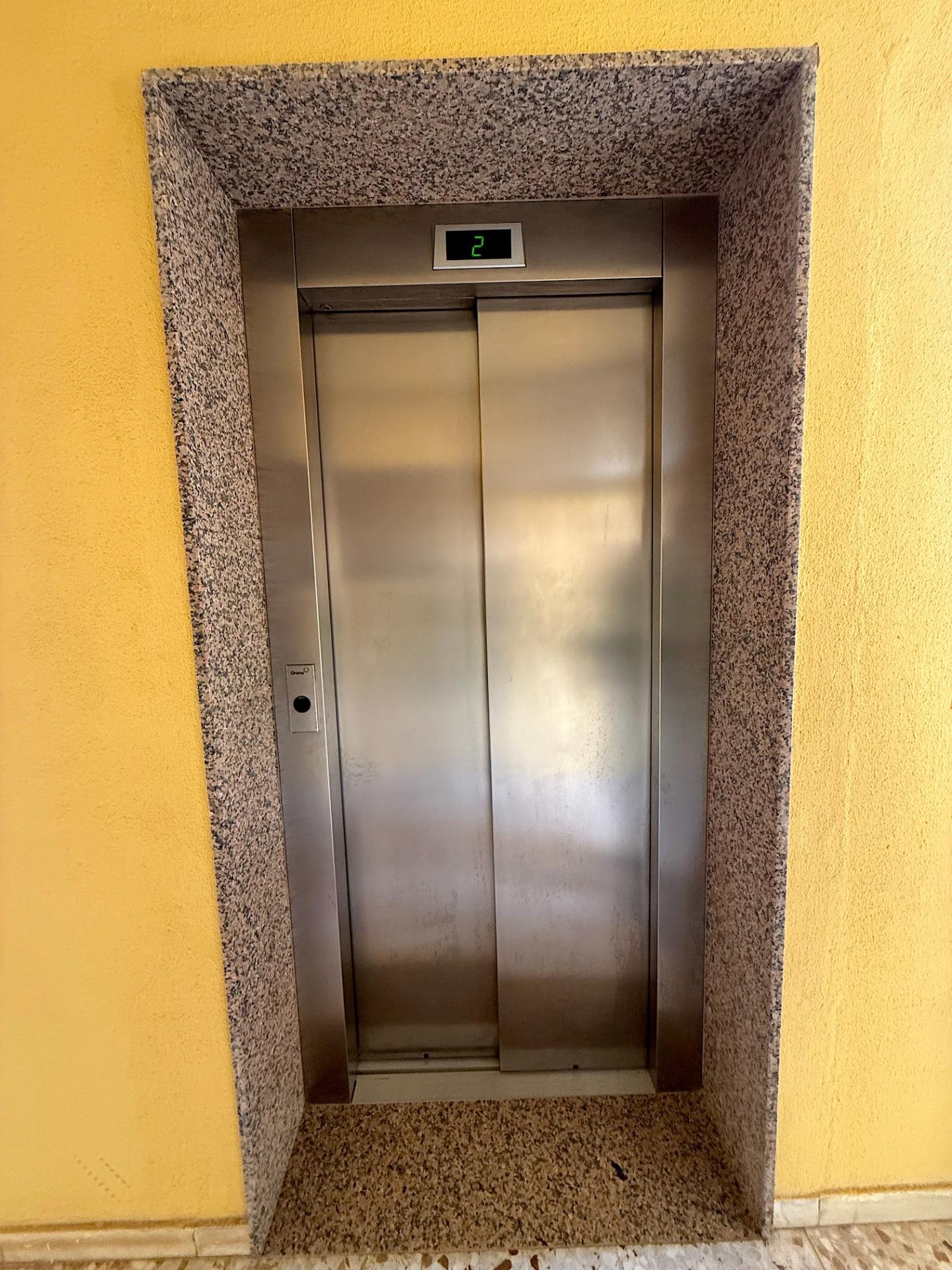 Living room in apartment for sale in Torrevieja
