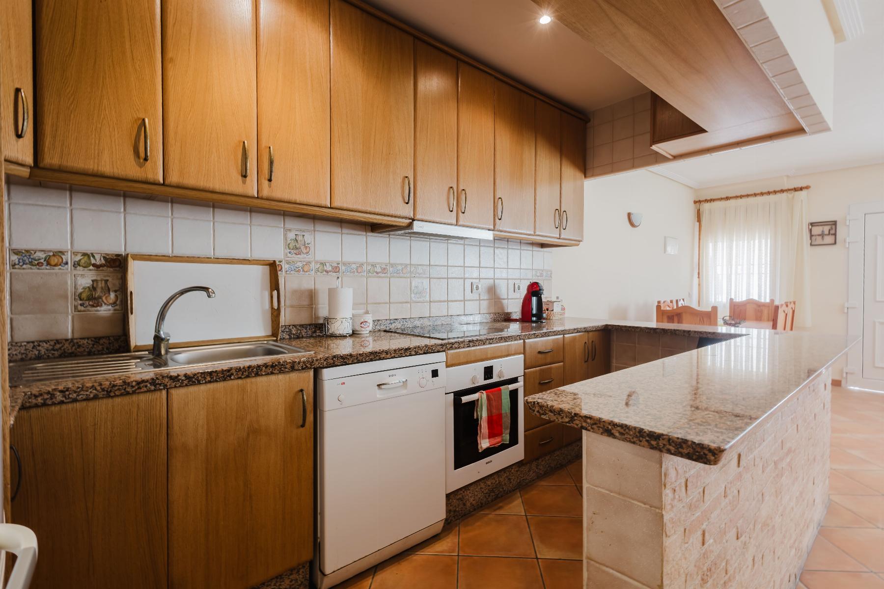 Master bedroom in bungalow for sale in Torrevieja