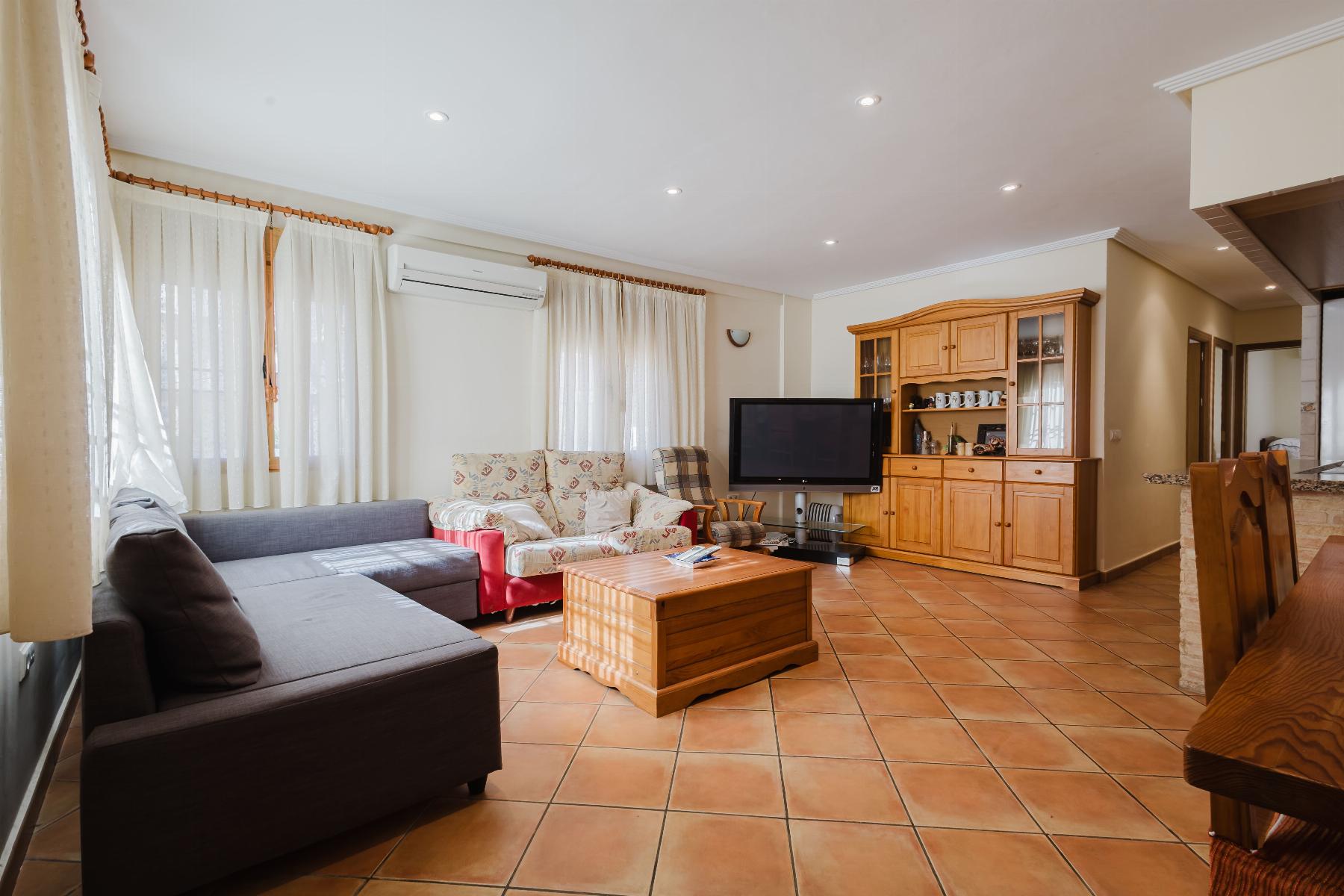 Bedroom in bungalow for sale in Torrevieja
