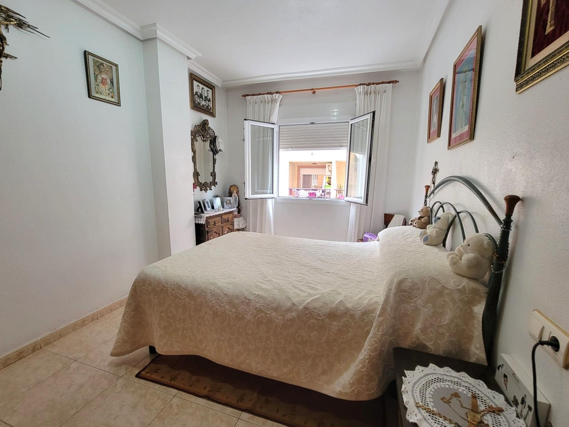 Living room in apartment for sale in Torrevieja