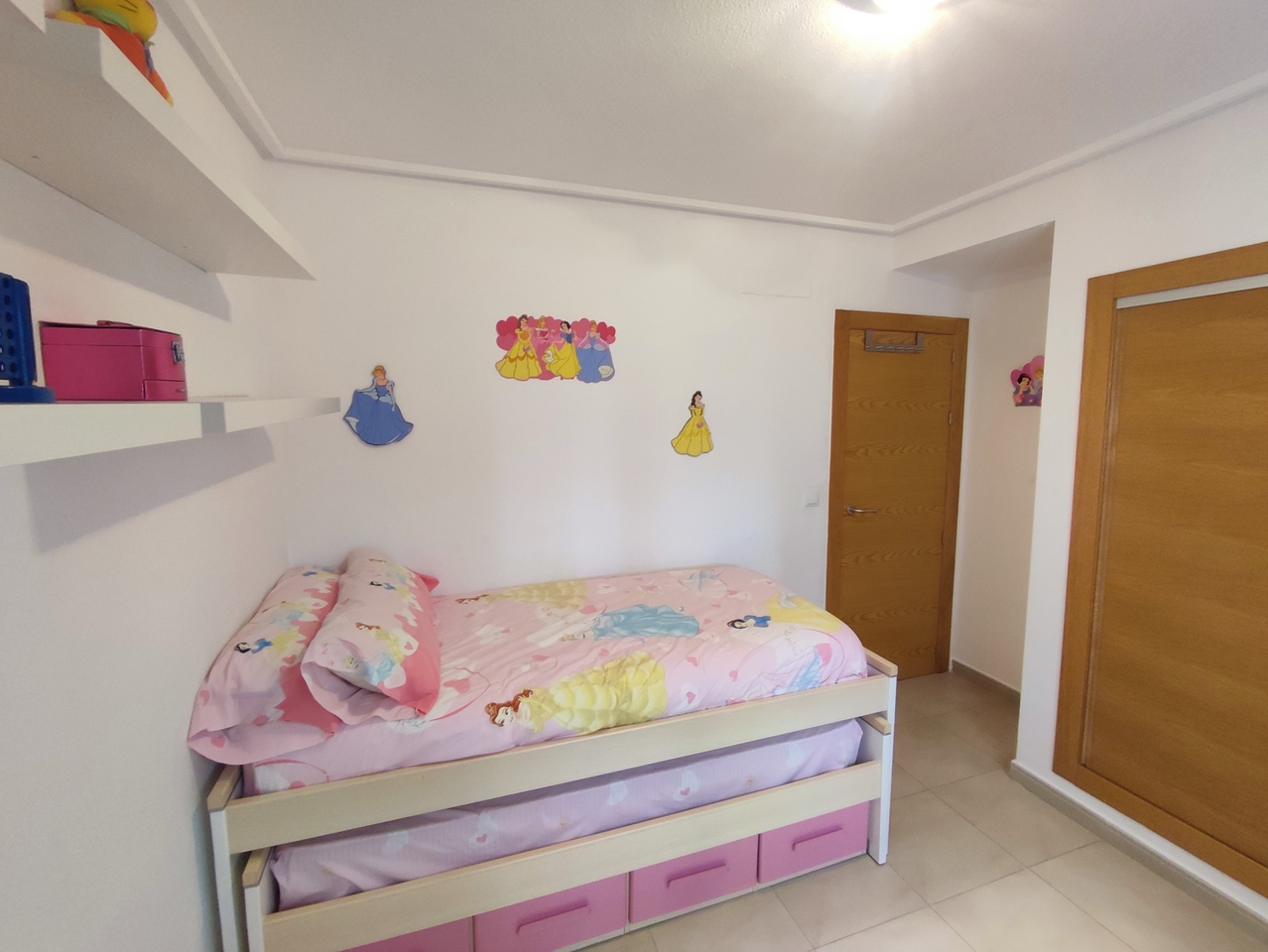 Bedroom in apartment for sale in Hacienda Riquelme Golf Resort