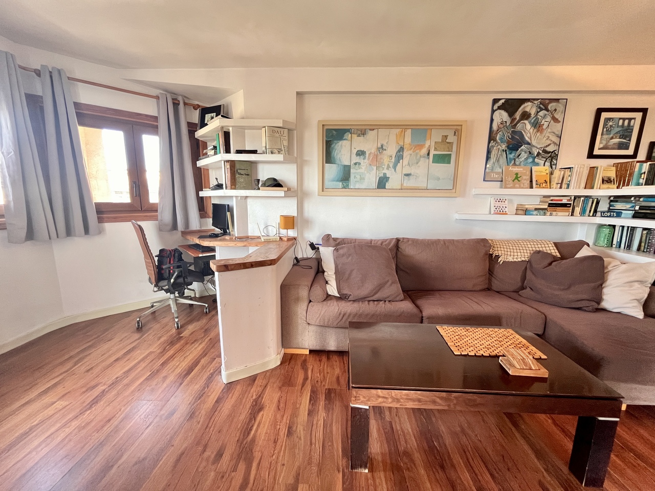 Bedroom in apartment for sale in Torrevieja