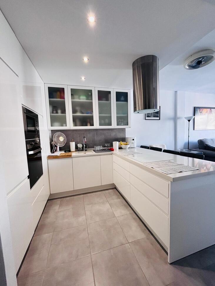 Step into this bright and modern 2-bedroom apartment, perfectly located in the heart of the popular