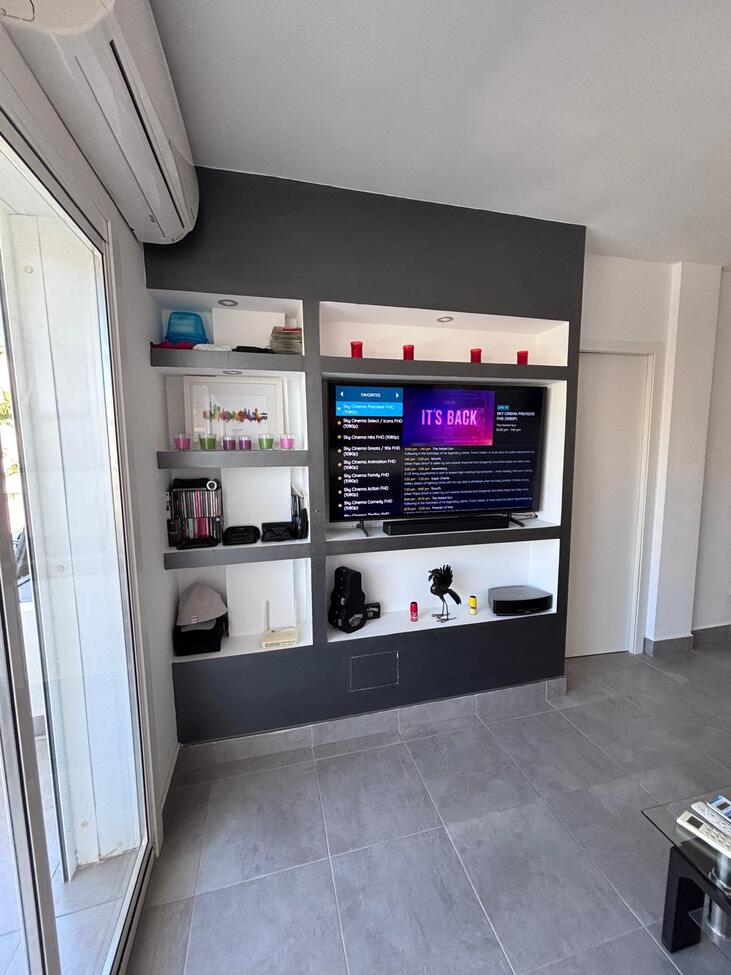 Terrace in apartment for sale in Villamartin