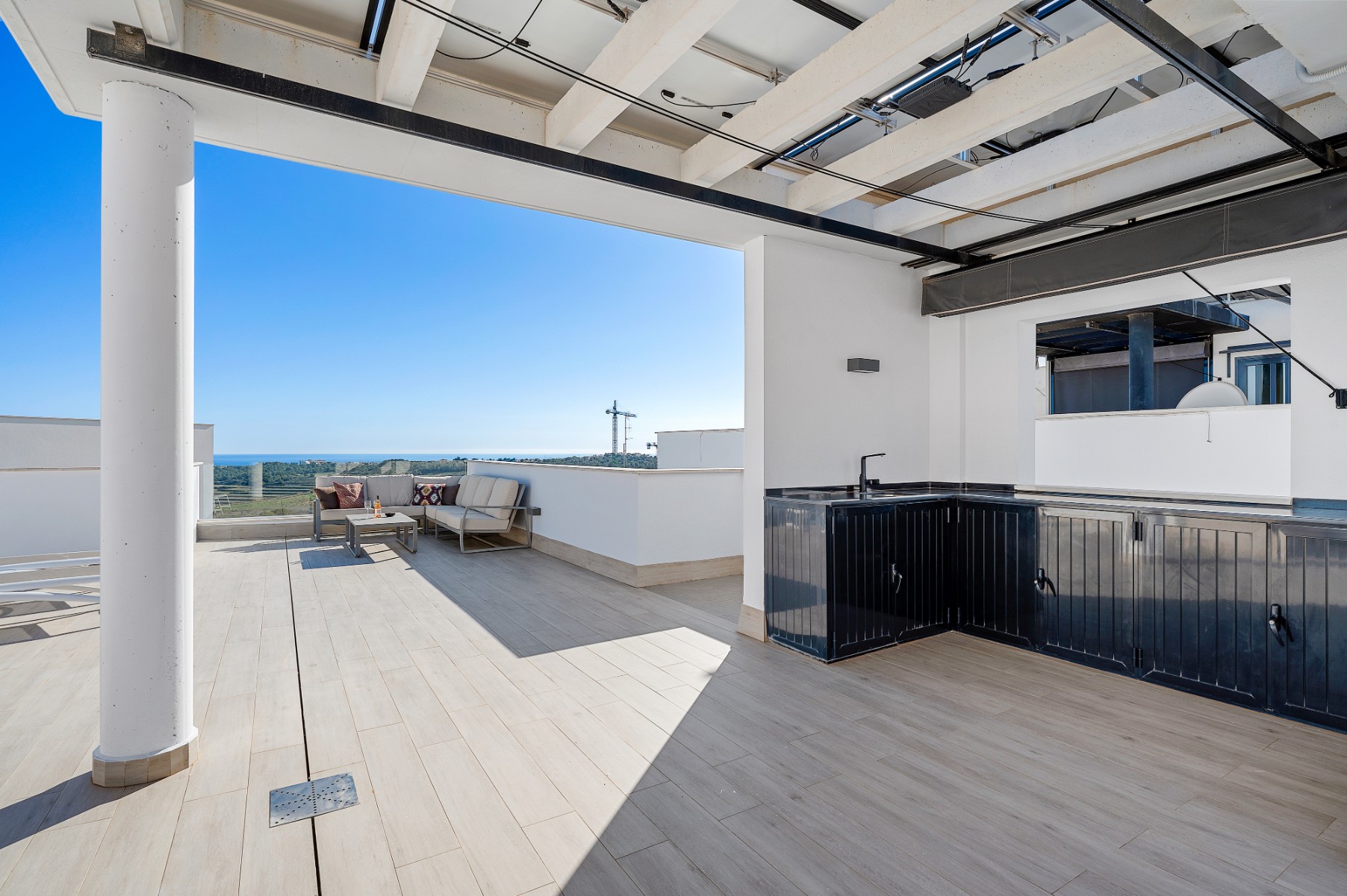Pool area in villa for sale in San Miguel de Salinas
