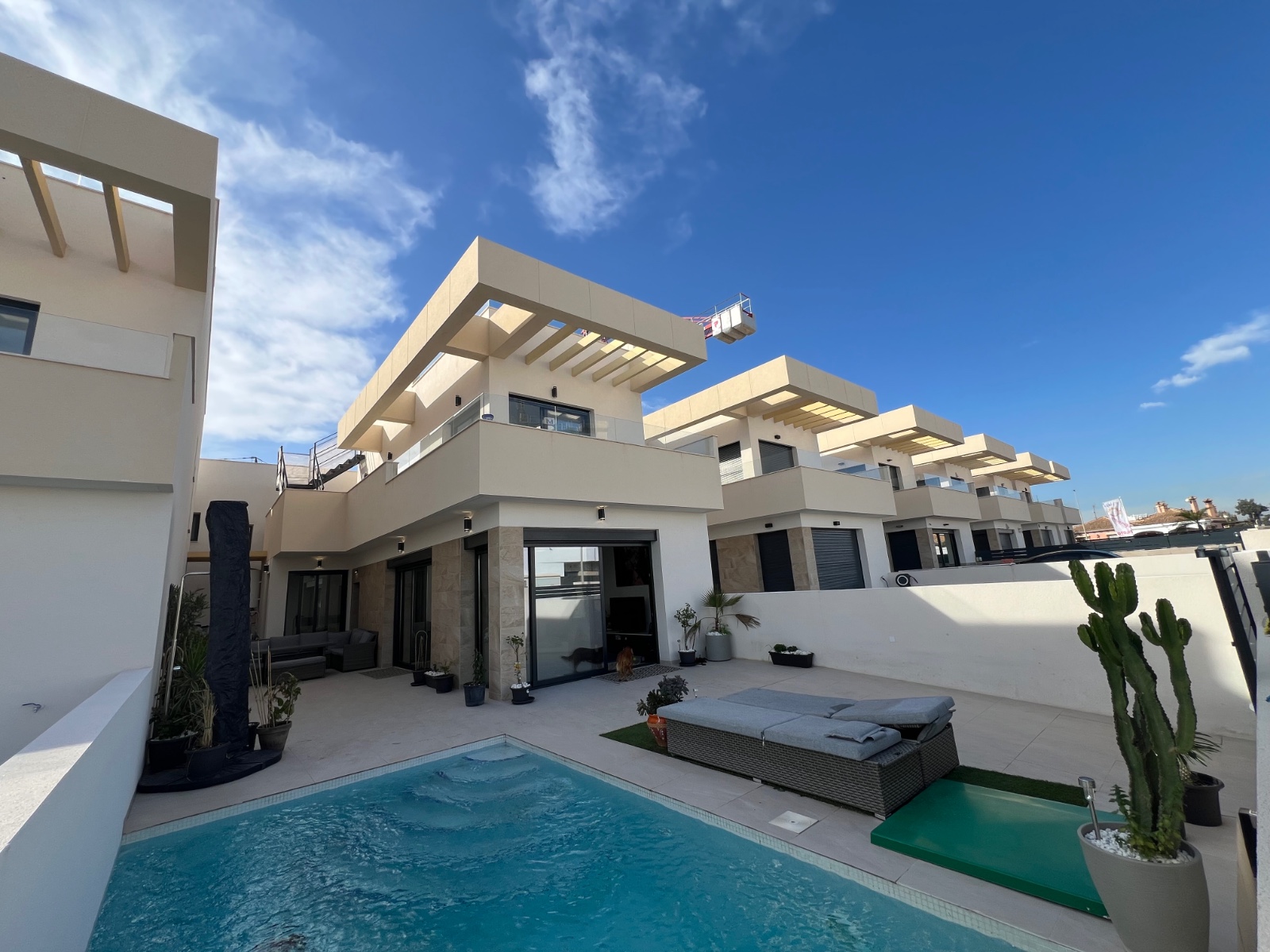 Exterior view in villa for sale in Los Montesinos