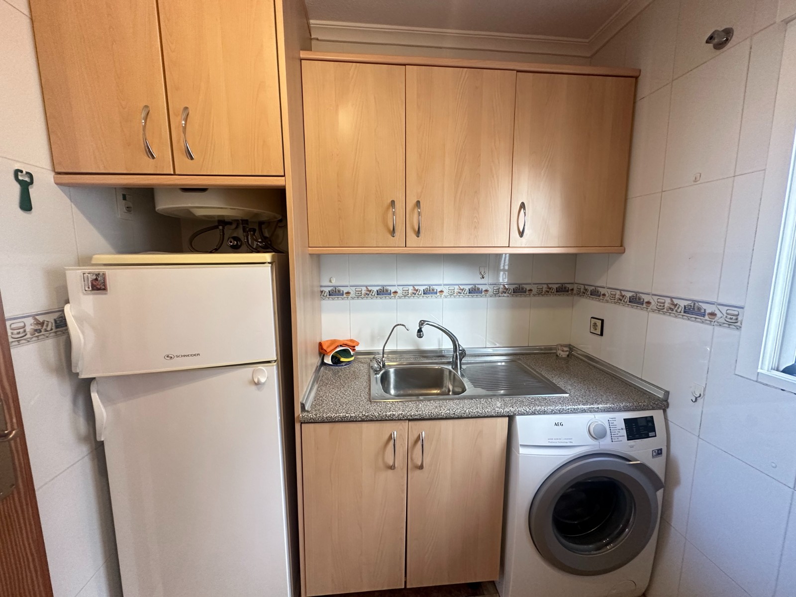 Kitchen in apartment for sale in Orihuela