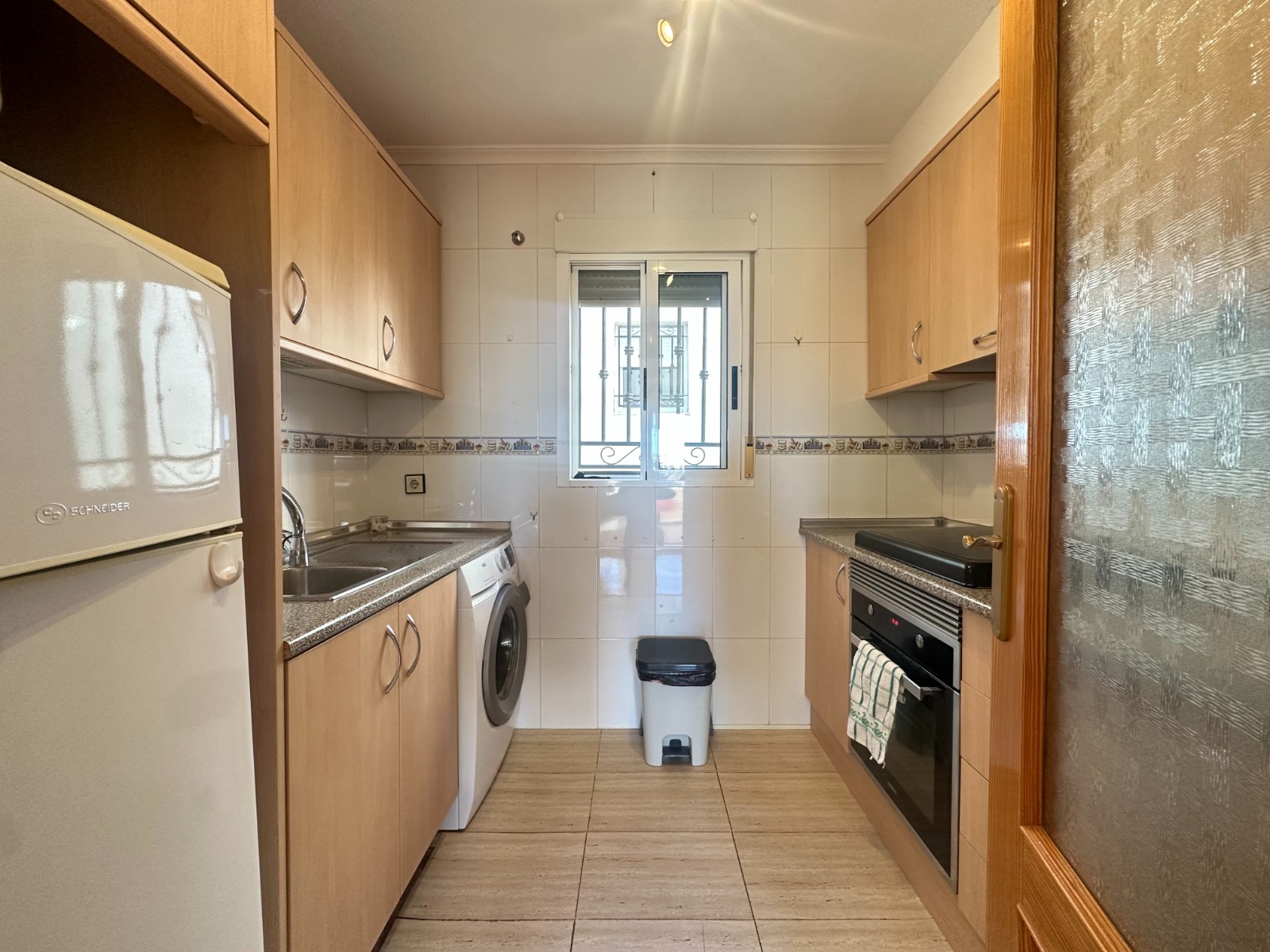 Bedroom in apartment for sale in Orihuela