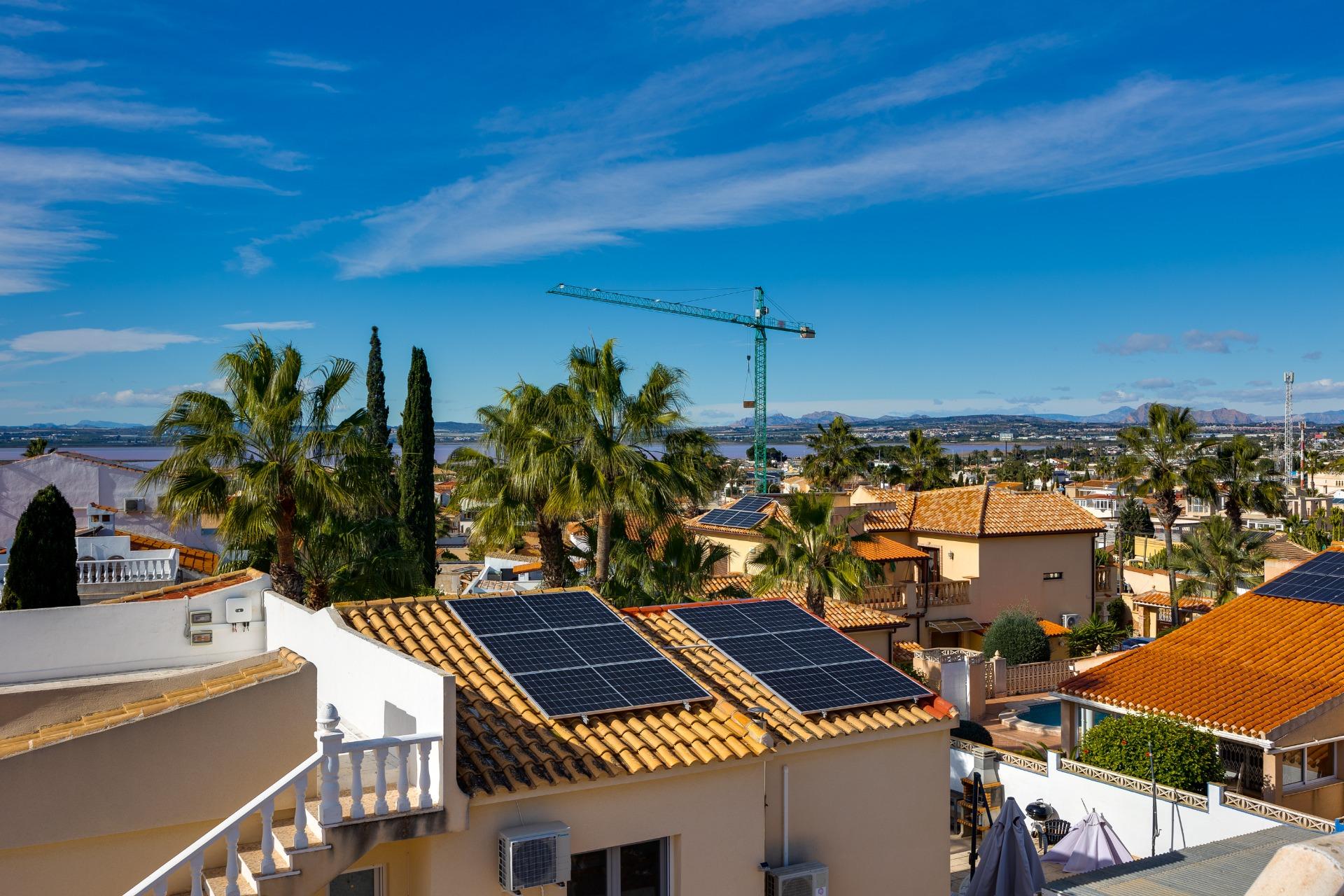 Exterior view in villa for sale in Torrevieja