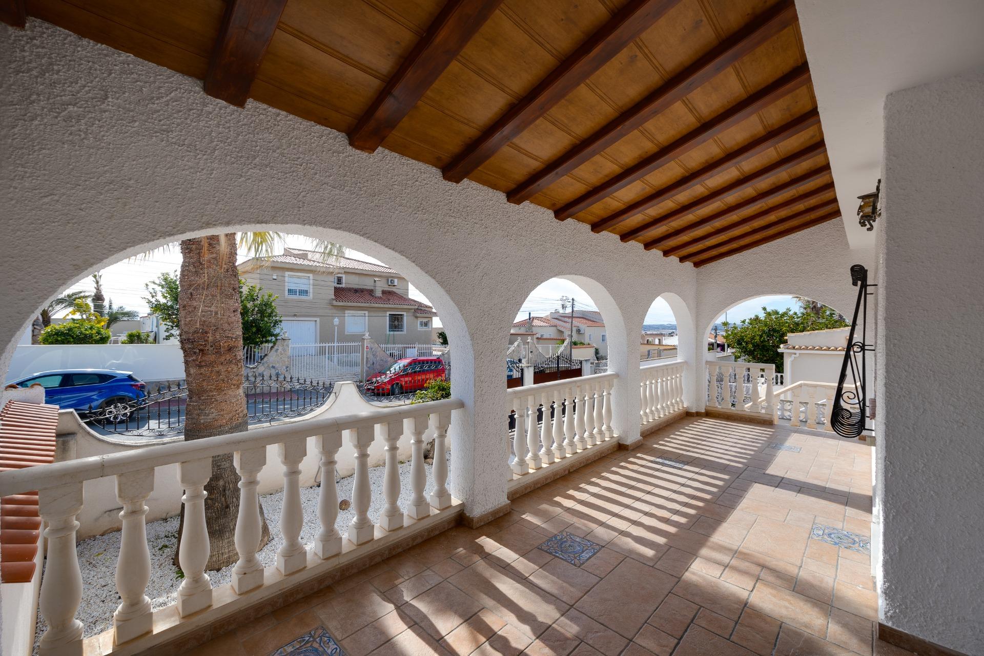 Living room in villa for sale in Torrevieja