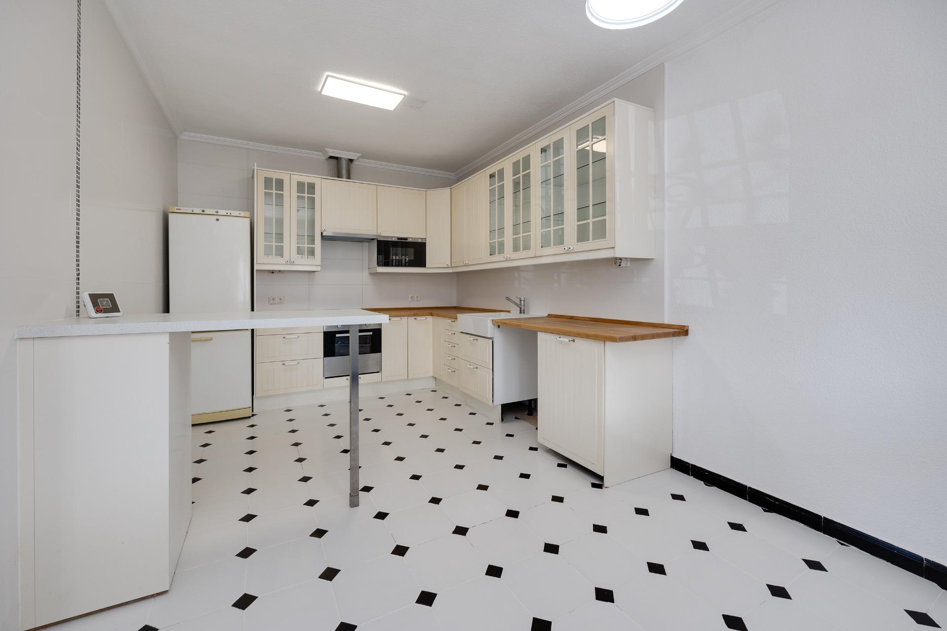 Pool area in villa for sale in Torrevieja