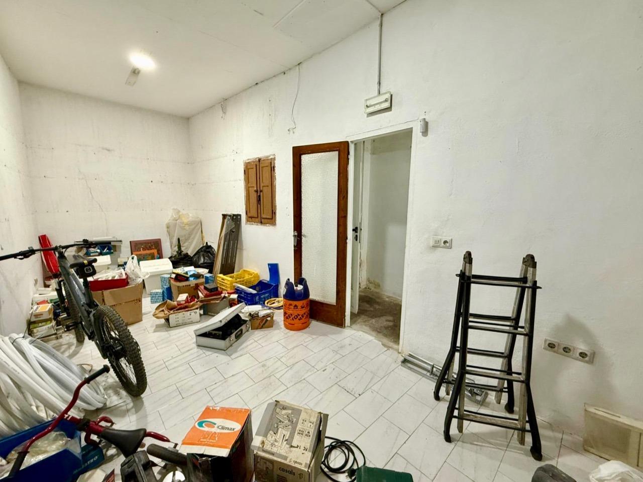 Kitchen in commercial for sale in Benidorm