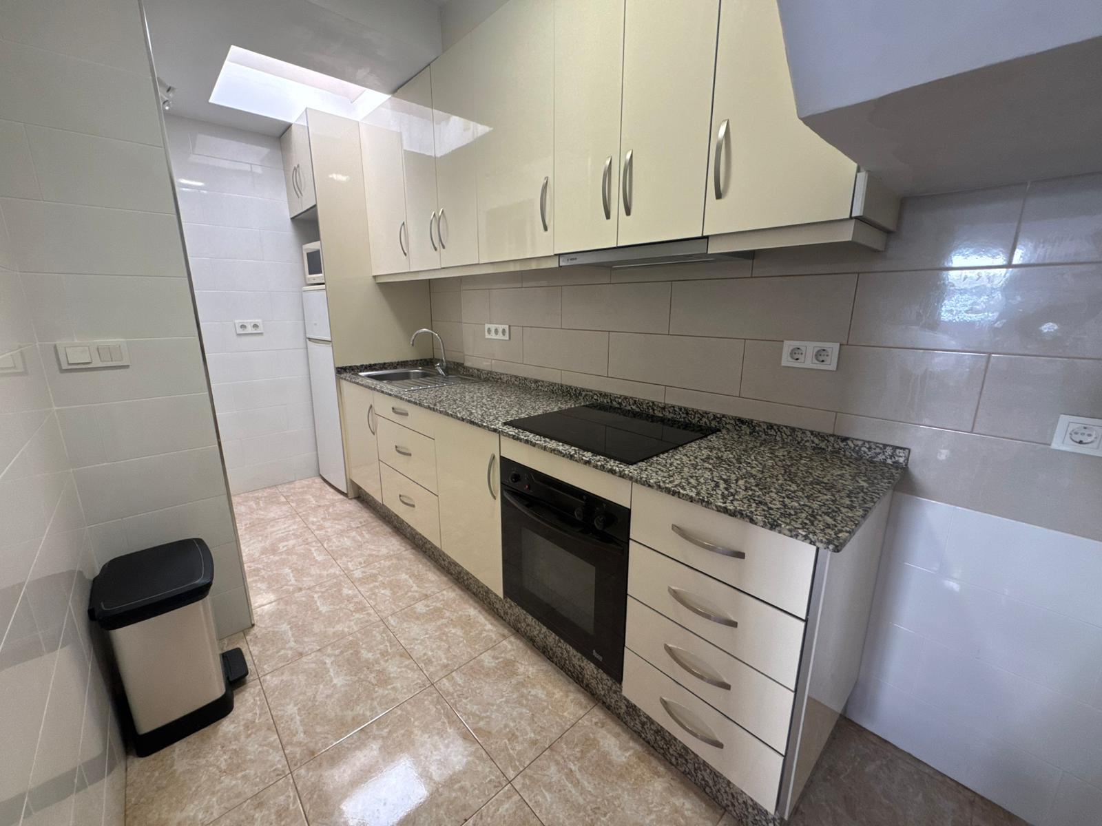 Master bedroom in bungalow for sale in Torrevieja
