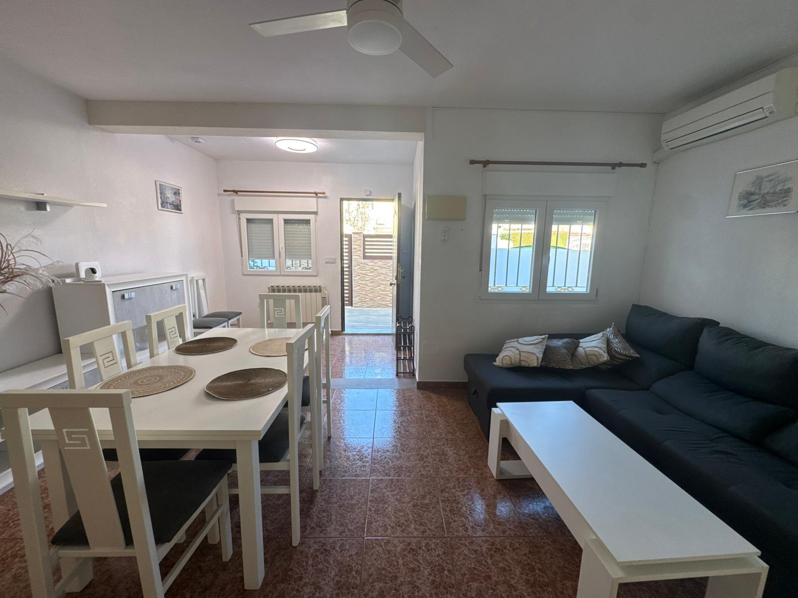Garden in bungalow for sale in Torrevieja