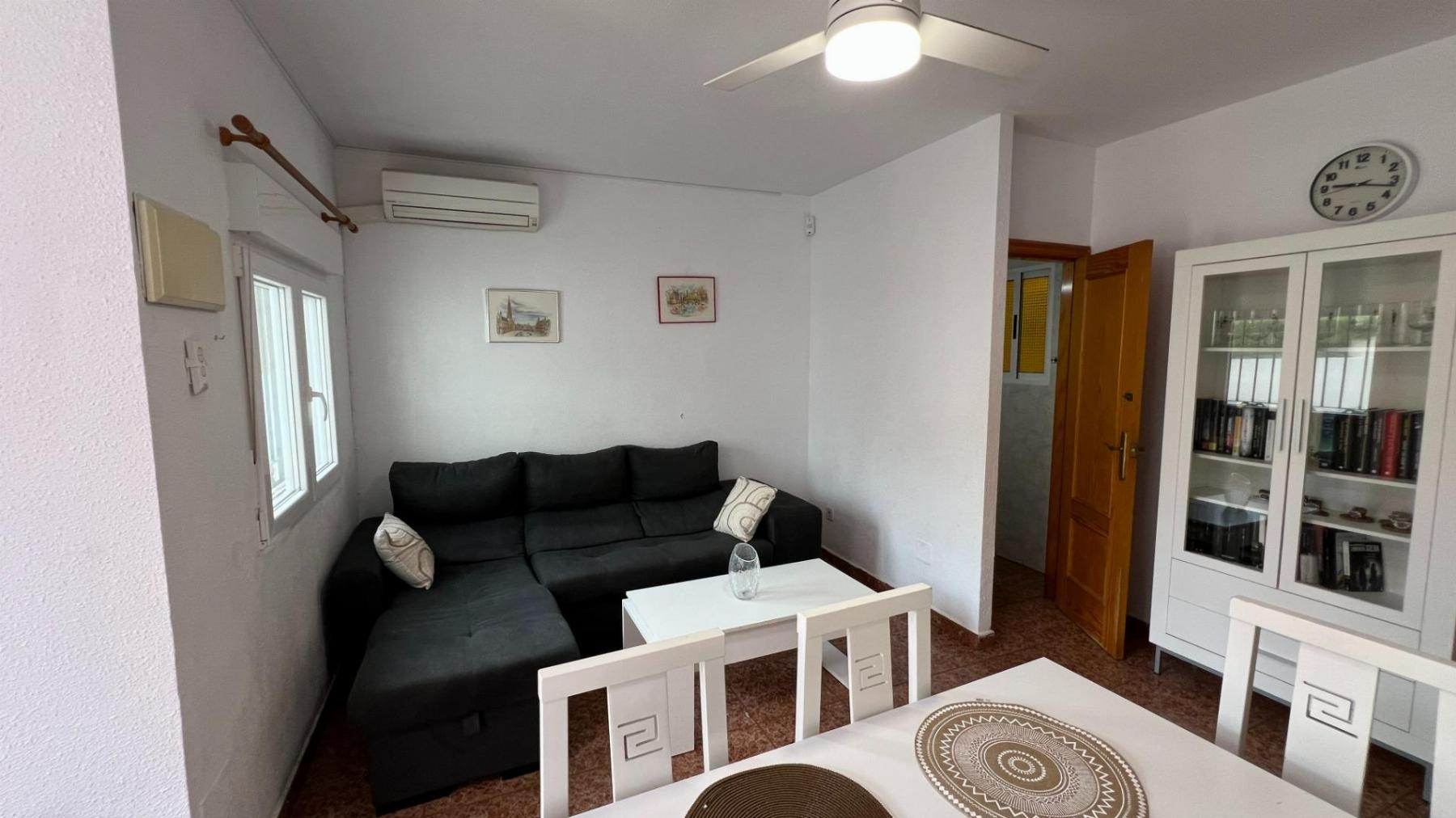 Dining area in bungalow for sale in Torrevieja