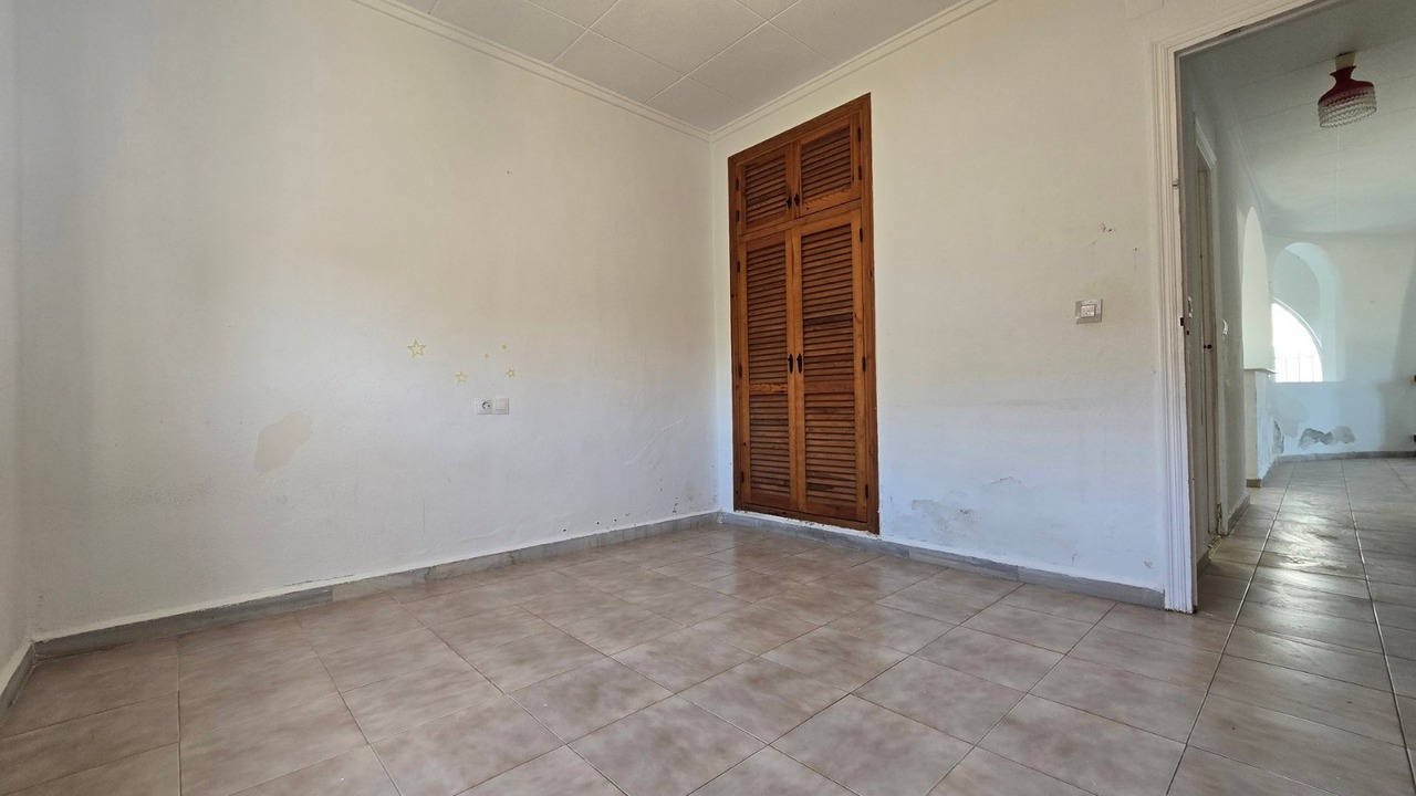 Pool area in villa for sale in El Chaparral