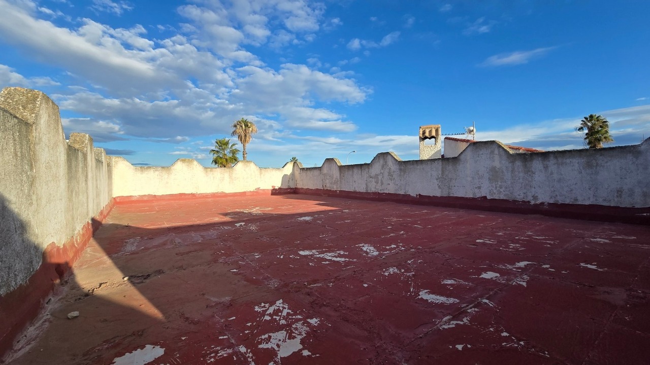 Exterior view in villa for sale in El Chaparral