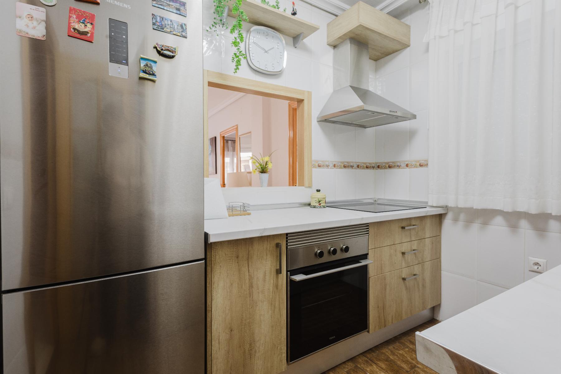 Bedroom in apartment for sale in Torrevieja