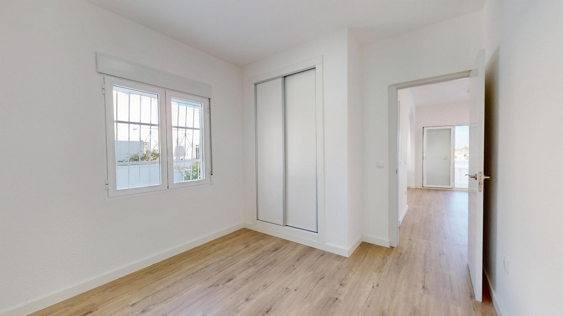 Kitchen in bungalow for sale in Orihuela Costa