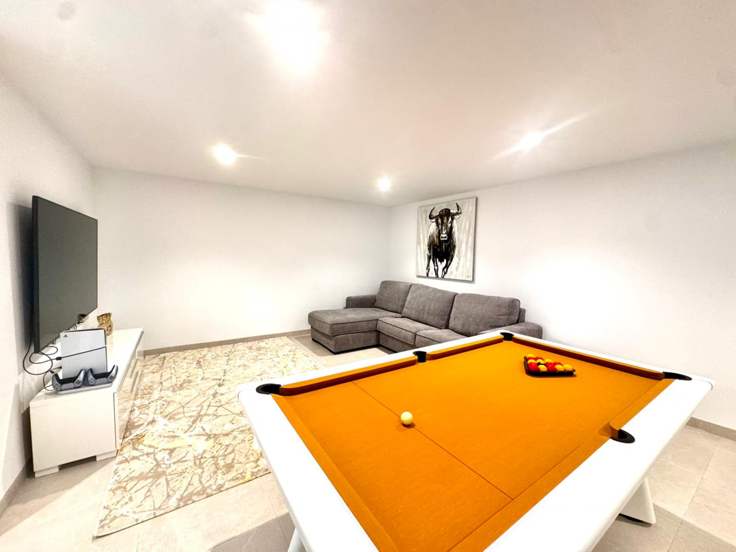 Master bedroom in villa for sale in Torre Pacheco