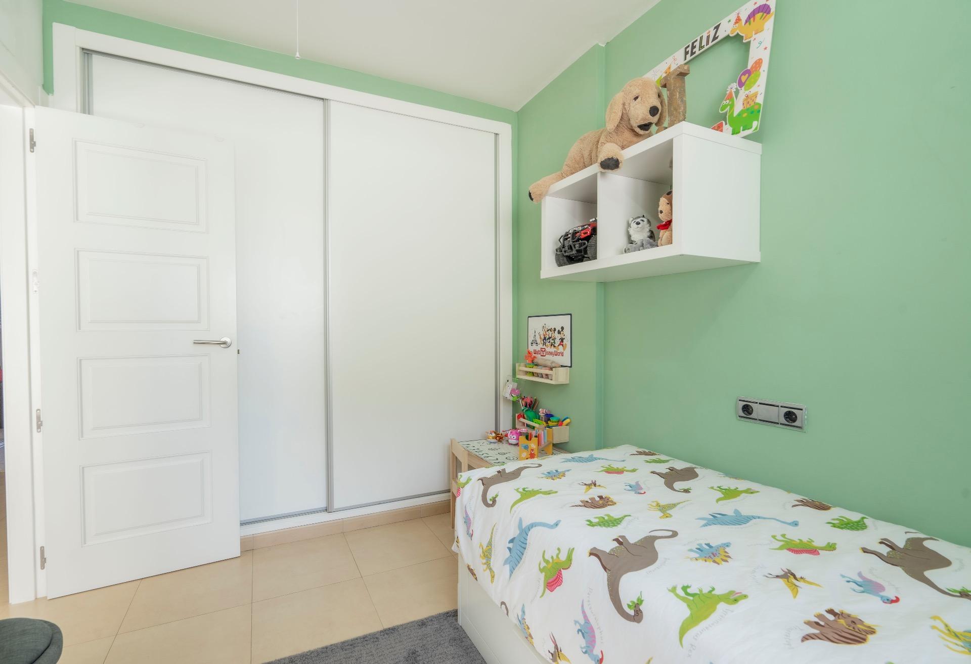 Master bedroom in apartment for sale in Alhama De Murcia