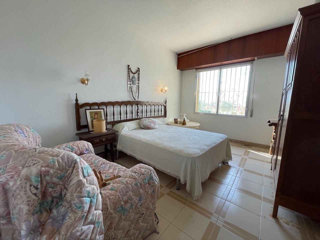 Dining area in villa for sale in Benidorm
