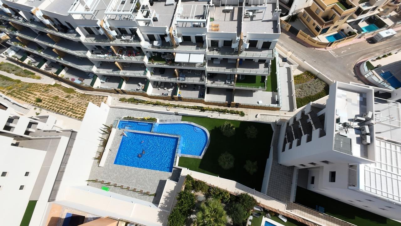 Ático de lujo en Orihuela Costa con jacuzzi privado
